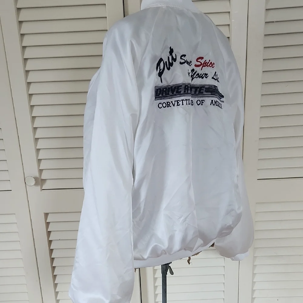 Vintage Satin 80/90s Corvette Club Of America White Satin Bomber Jacket - Picture 10 of 12
